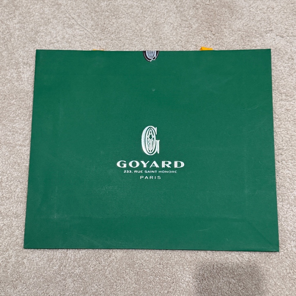 Authentic Goyard Green Paper Shopping Gift Bags - Multiple Sizes - one per sale - Picture 4 of 9